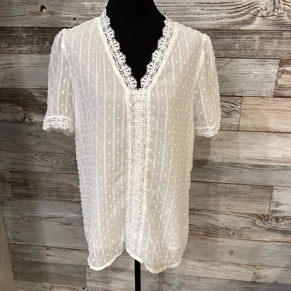 Elegant White Lace Trim Blouse